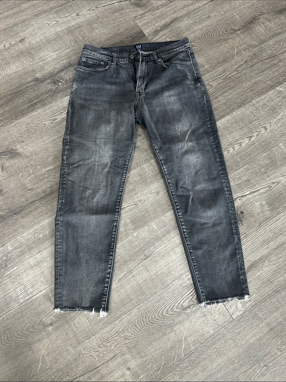 GAP girlfriend Women's Washed Charcoal Ankle Jeans